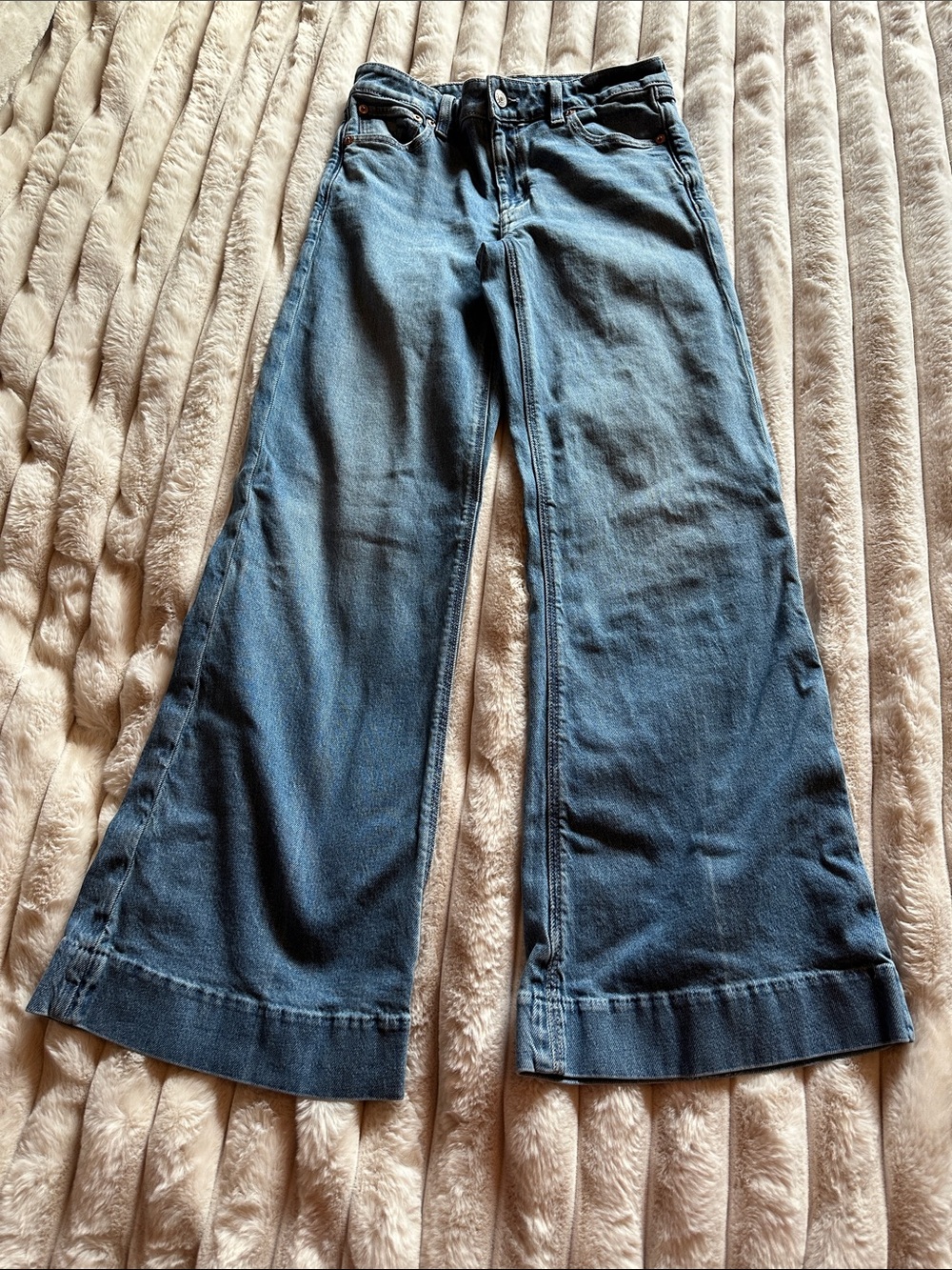American Eagle Outfitters Blue Wide-Leg Jeans